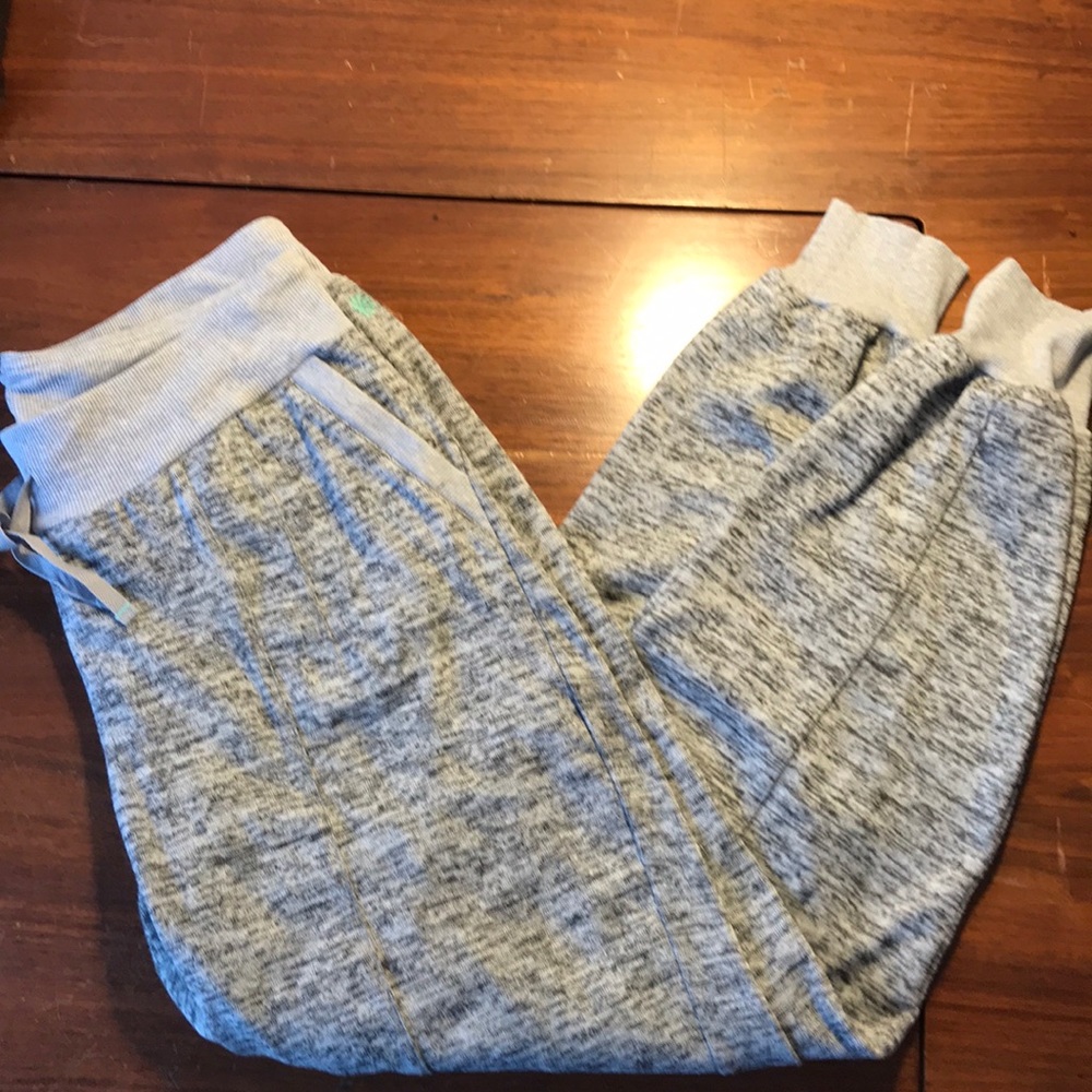 Athleta sz L joggers!